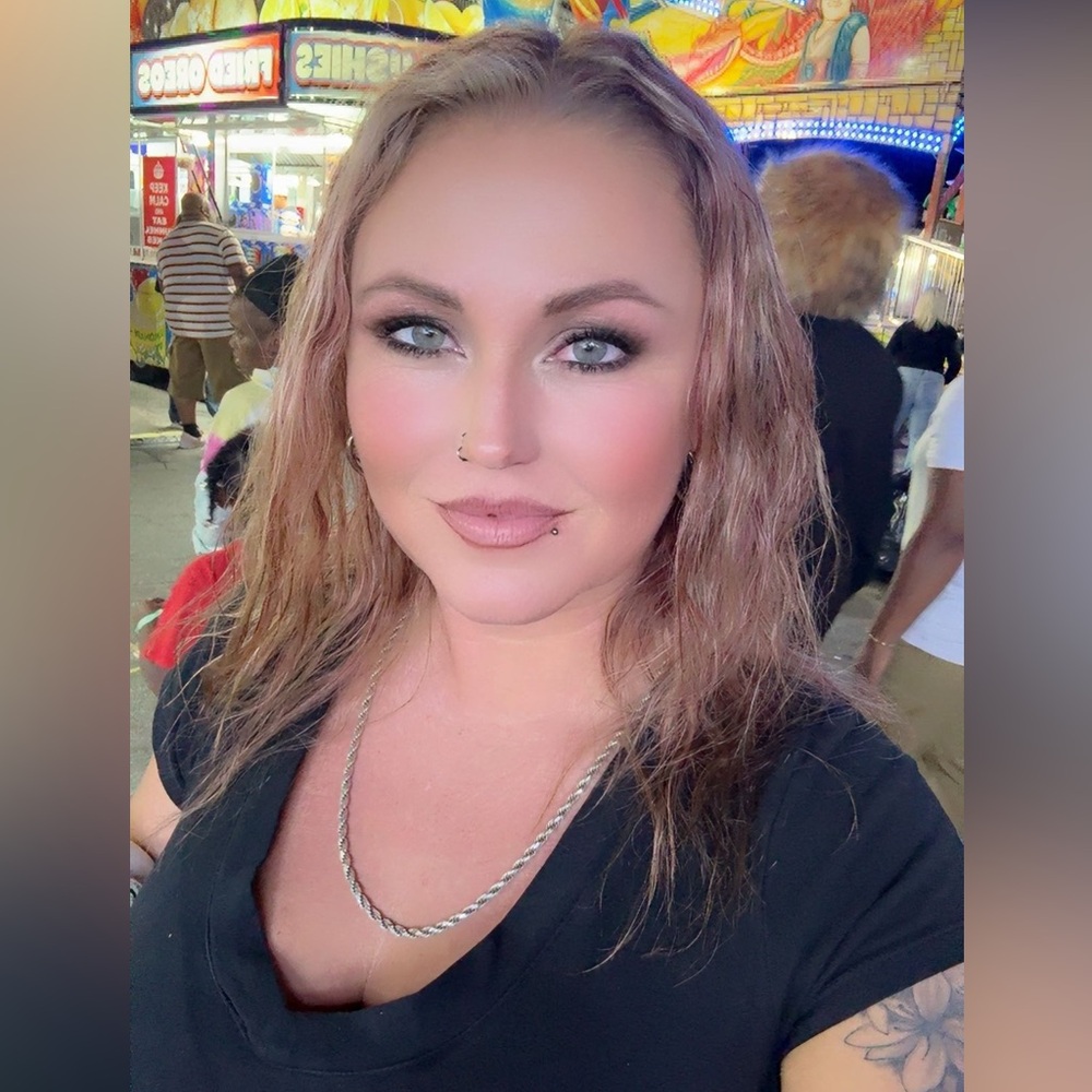 Meet your Posher, Charity